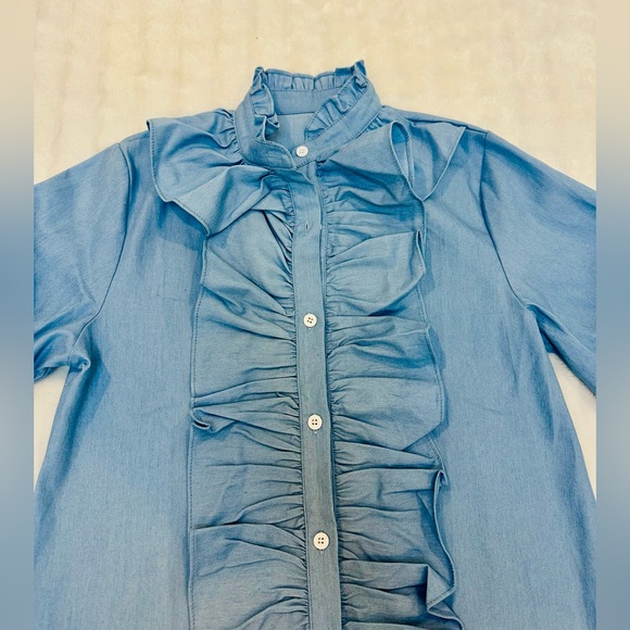 Blue Ruffled Button Up Blouse - Picture 4 of 5